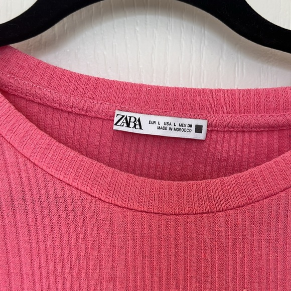 Zara Ruffle Sleeve Top - Picture 2 of 3